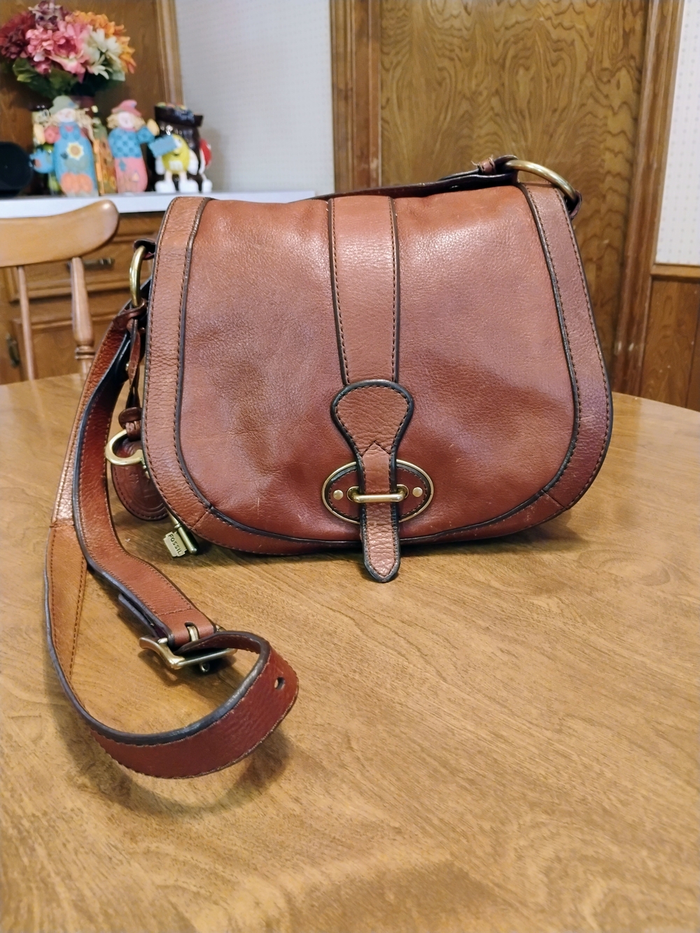 Fossil Austin Brown Leather Flap Crossbody Saddlebag Purse Magnetic Closure